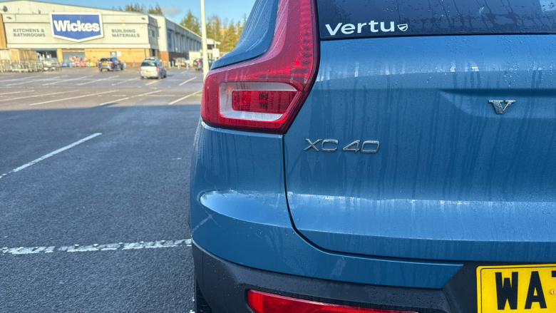 Volvo Xc40 1.5 T4 Recharge PHEV Plus Dark 5dr Auto Estate